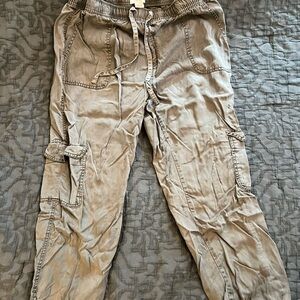C&C California Women’s Olive Green Cargo Jogger Pants